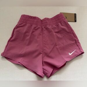 New! Girls Nike Shorts w. liner Size 6X Pink Color